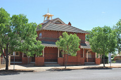 Narrandera Court House