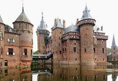 Netherlands-4854   - Castle De Haar and Chapel