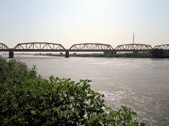 White Nile Bridge