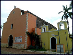 Parroquia de la Santa Cruz,Felipe Carrillo Puerto,Estado de Quintana Roo,México