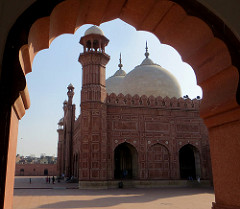 Lahore Fort Badshahi Mosque Pakistan Oct 2015  084