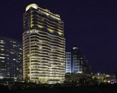 Millenium Tower and Conrad Hotel |  110113-9554-jikatu