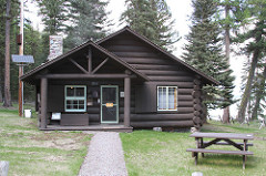 Bowman Lake Ranger Station
