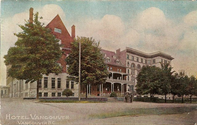 Postcard: CPR Hotel Vancouver, c.1910