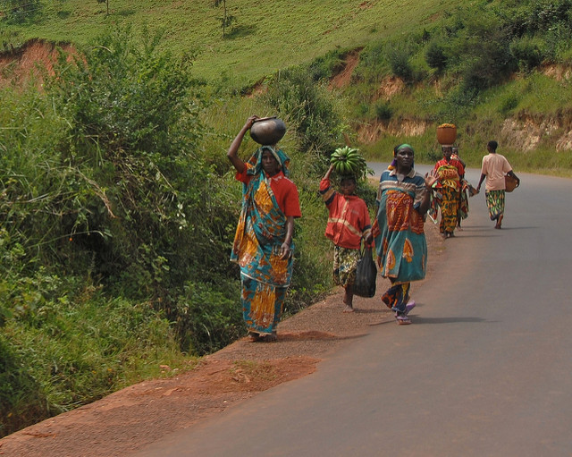 Road between Bujumbura and Gitega