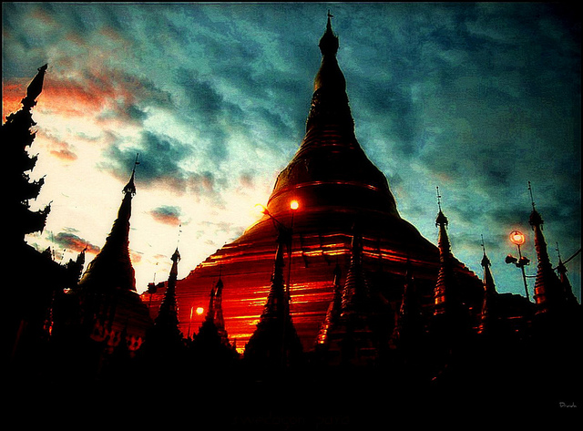 MYANMAR-BIRMANIA-BURMA YANGON Shwedagon Paya