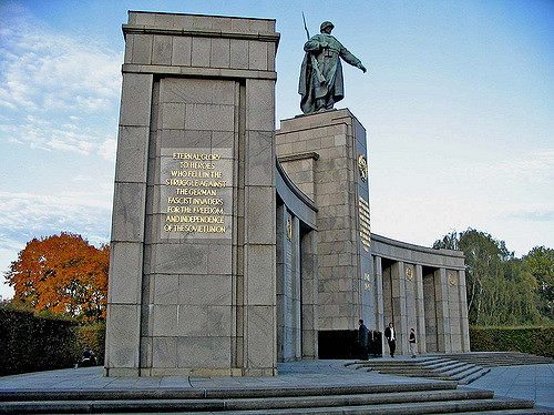 Monumental tomb for unknown soviet armymen in Berlin-Tiergarten