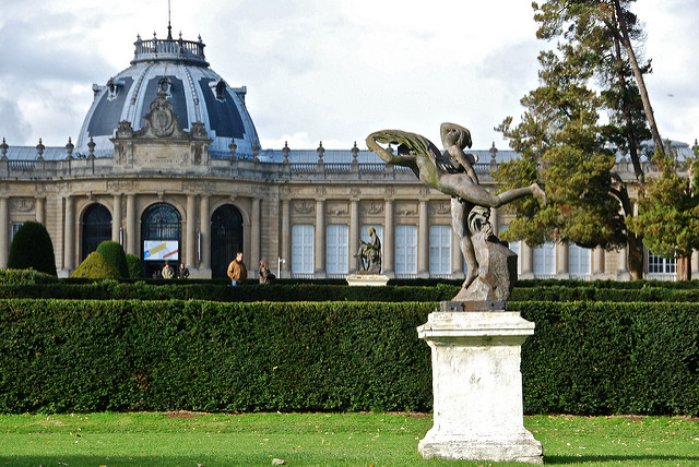 La statue et le musée du Congo (Parc de Tervuren -Bruxelles)