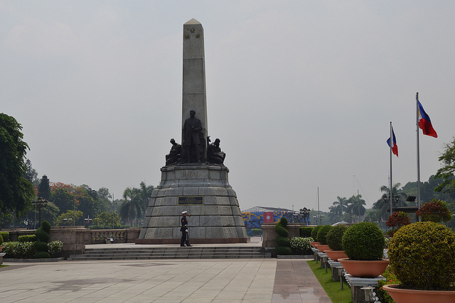 I give up--- the Rizal monument