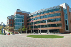 Fred Hutchinson Cancer Research Center, 2004