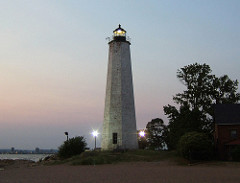 New Haven Lighthouse (with history)