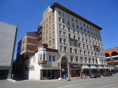 Little Corner Building - Cedar Rapids, IA