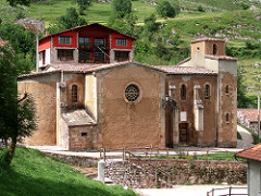 La Parroquia de san Andres *  Tresviso  ( Cantabria)