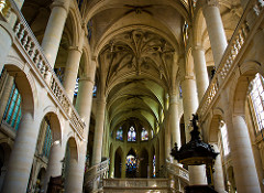 St Etienne Church, Paris