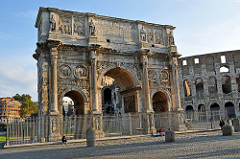 Italy-0618 - Triumphal Arch