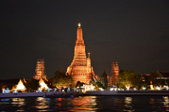 Wat Arun by night (Bangkok, Thailand 2015)