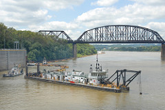 Dredge Bill Holman works for Army Corps of Engineers at McAlpine Locks, Louisville, Ky.
