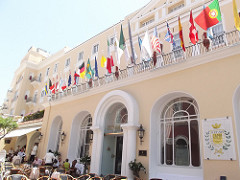 Grand Hotel Quisisana - Capri - world flags