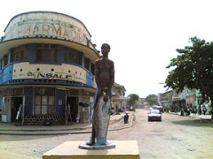 Place commerciale de Boma