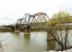 Through Truss Swing Railroad Bridge over Brazos River, Brazoria, Texas 0115111359